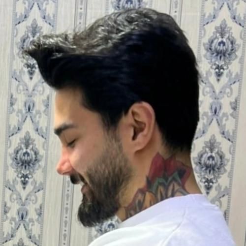 امیر اکبری الله الله خمارم ولله که بیاد رو سرمه جاش