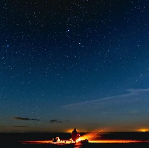 هرچیم پشت من حرف بزنی همون دختر گنگ منی