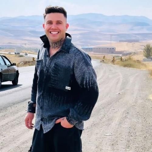 علی احمدیانی تو رفتیو من ماندم یه دنیا حسرت و درد