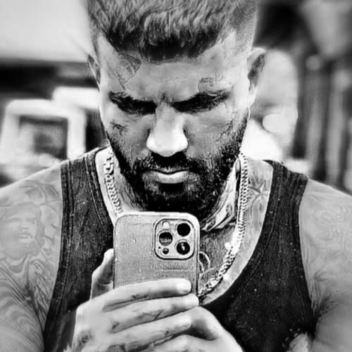 مهدیار دلم میخواد بیام رو به رو خونتون همش داد بکشم