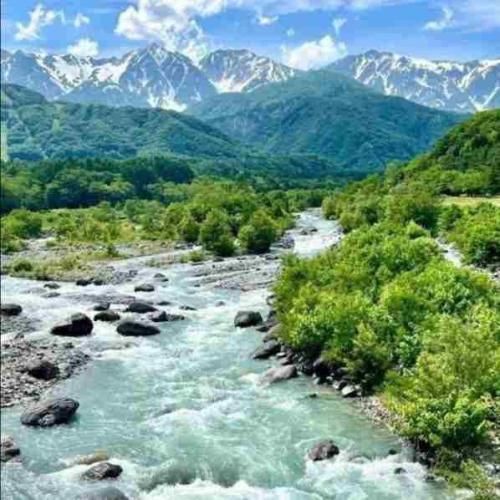 با من از عشقت حرف نزن صدای پسر