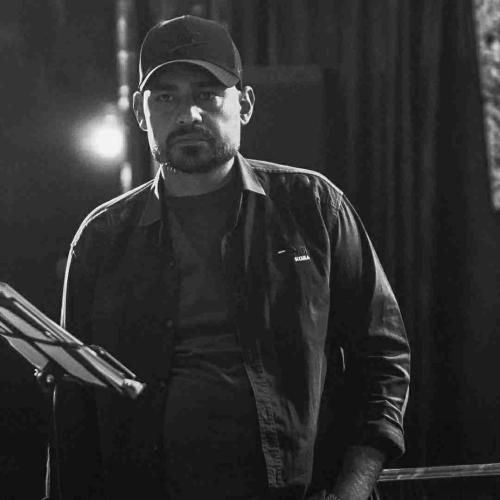 روح الله کرمی مخاطب خاص ۲