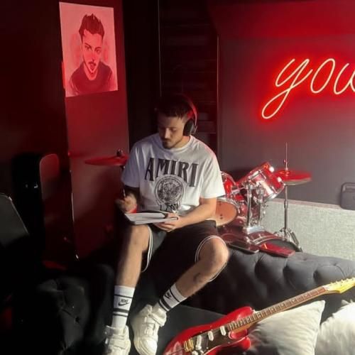 یونا دیدی هرچی خاطره بود درد شد دیدی هرچی گفتی