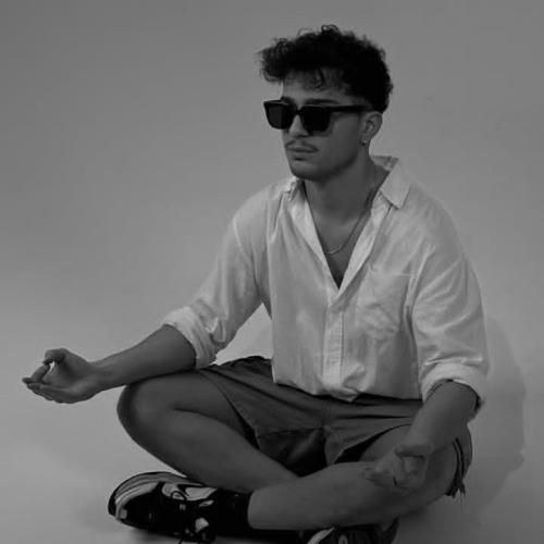 علی نواب تنها میزاری