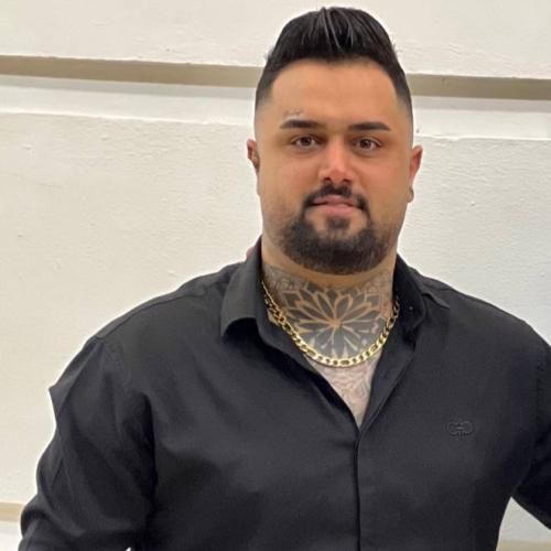 بهنام حسن زاده شکارچی